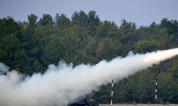 Турчинов: Одним из главных приоритетов Украины является разработка нового ракетного оружия