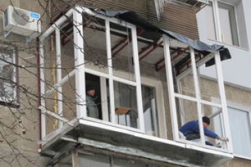 Минрегион разрешит застройщикам стеклить балконы