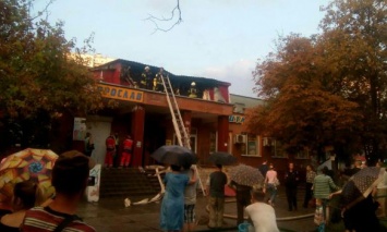 Полиция расследует пожар в киевском хостеле как умышленный поджог