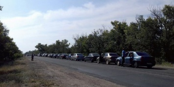 На въезд в «главный курорт ДНР» образовались километровые очереди (ФОТОФАКТ)