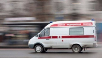 ЧП в Донецке: ребенок упал на дорогу с задней части троллейбуса