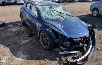 Tesla Model 3 - очередная авария и плевок в лицо компании