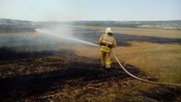 Крымские пожарные за первое полугодие 2018 года успели потушить уже 452 пожара