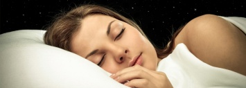 Женщинам нужно спать дольше, чем мужчинам, потому что их мозг устроен сложнее и выполняет больше функций - выяснили ученые