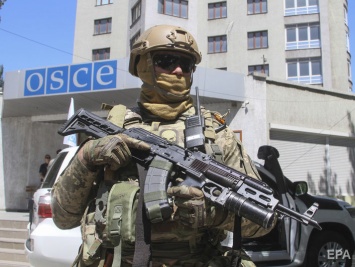 Наблюдатели миссии ОБСЕ в Украине могли передавать информацию российской ФСБ - СМИ