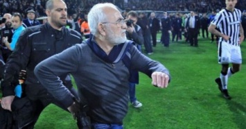 Российский олигарх, пугавший пистолетом греческих футболистов, финансировал протесты в Македонии