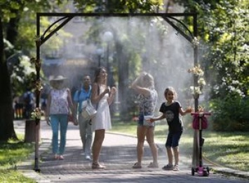 Синоптик пообещала киевлянам июльскую жару уже со средины следующей недели