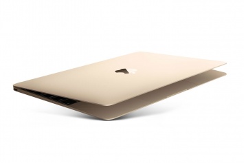 Эксперты посоветовали сдувать с новых MacBook пылинки