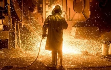 ЕК вводит импортные пошлины на сталь