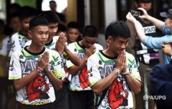 Тайские дети рассказали, как переносили "пещерный плен"