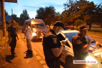 Водитель маршрутки избил пассажира в Николаеве