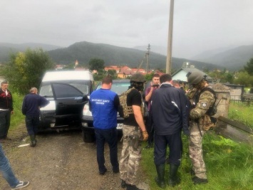Прокуратура сообщила о подозрении, задержанному на городском кладбище, мэру города Сколе Львовской области