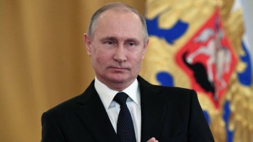 Путин угрожает "серьезными рисками" обострения на Донбассе