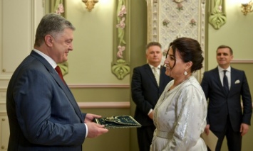 Порошенко принял верительные грамоты послов Люксембурга, Кыргызстана и Марокко