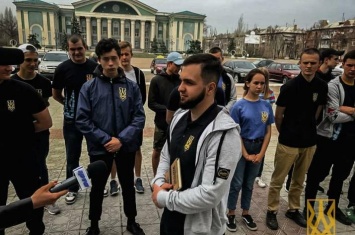 Активисты Национального Корпуса Луганщина заявили о давлении со стороны правоохранителей
