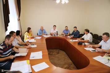 После неоднократных жалоб в Николаеве пересмотрят механизмы и сроки предоставления административных услуг