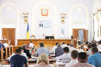 Депутаты приняли в коммунальную собственность Николаева имущественный комплекс мореходной школы и водной станции