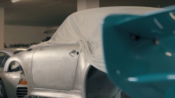 Porsche выпустил первый ролик о своем секретном спорткаре