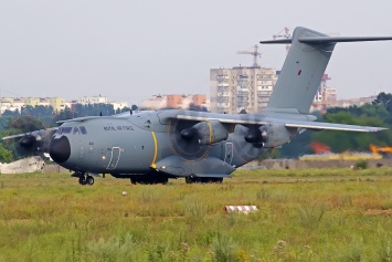 Над оккупированным Крымом пронесся военный самолет: что происходит