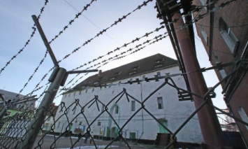 В тюрьмах Греции удерживаются более 160 украинцев, - омбудсмен