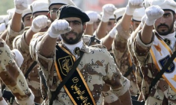 Иранские войска провели военные учения в Персидском заливе
