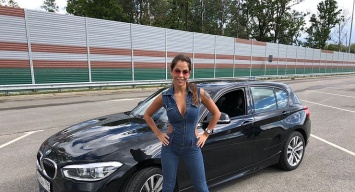 Тест-драйв BMW 118i с Еленой Берковой: маленький размер - большое удовольствие