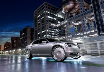 Посмотрите, как выглядит Chrysler 300C на 26-дюймовых дисках