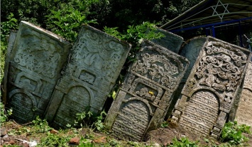 Еврейское кладбище в Литве подверглось акту вандализма