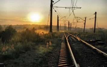 Названа причина крушения подвижных составов на железных дорогах Украины