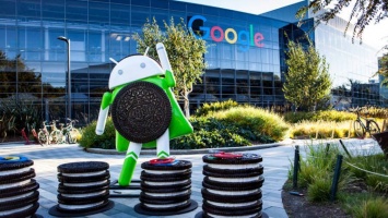 Google показала статую Android Pie в Googleplex. Как выглядит «пирог»?