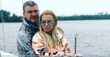 Арсен Мирзоян и Тоня Матвиенко впервые показали дочь