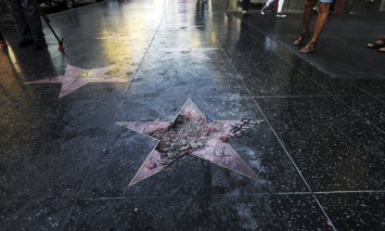 В Голливуде предложили демонтировать звезду Трампа на Аллее славы