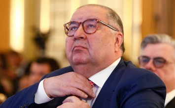 Российский бизнесмен Усманов продает свою часть акций «Арсенала»