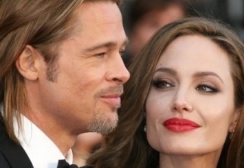 Уже подала на алименты: Анджелина Джоли пожаловалась, что Брэд Питт не помогает детям финансово