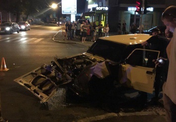 В центре Харькова попала в аварию машина ГСЧС, ехавшая на тушение пожара
