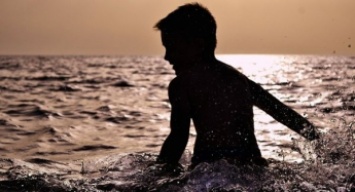 В Запорожской области пропавшего 5-летнего ребенка нашли купающимся в море
