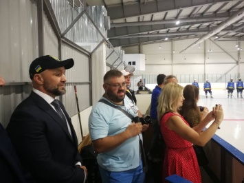 Херсонская хоккейная команда готовится к дебюту в Украинской хоккейной лиге