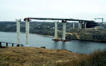 В Министерстве инфраструктуры подсчитали стоимость запорожских мостов - сумма космическая