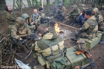 Боевикам запретили "обмывать получку" в развлекательных заведениях оккупированного Луганска - ИС