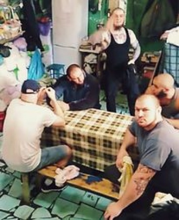Маслак рассказал подробности бунта "торнадовцев" в Лукьяновском СИЗО и уточнил, куда их увезли