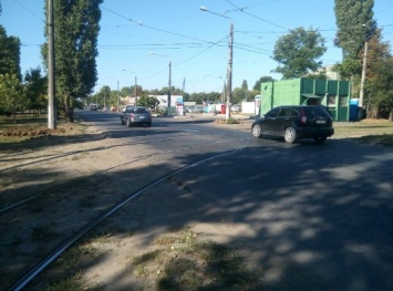В Одессе начинается капремонт трамвайного переезда по ул. Ицхака Рабина. Видеокомментарий