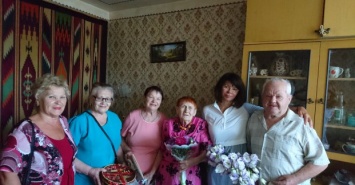 Жительница Киевского района Татьяна Захарченко отметила 95-летие