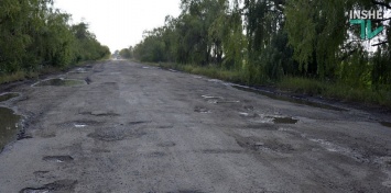 Укравтодор расписал по километру, что делается на трассе Н-11 в Николаевской области, и напомнил, что он вне политики