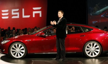 На Илона Маска подали в суд из-за его высказываний о выкупе акций Tesla