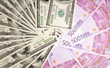 Курс валют на 11 августа: Нацбанк не может сдержать рост котировок