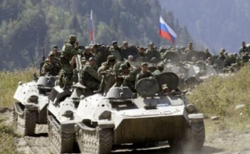 Россия свозит военную технику в Украину: что происходит и что это значит
