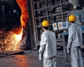 Япония планирует увеличить выплавку стали