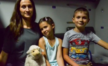 Двадцать пять сирот и детей АТОшников отправились на отдых в Грецию