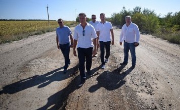 Олег Ляшко требует от правительства вдвое увеличить финансирование ремонта трассы Кривой-Рог - Николаев