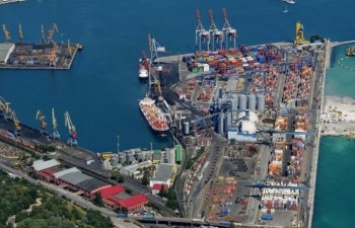 Socar планирует поставлять карбамид в Украину через Одесский порт